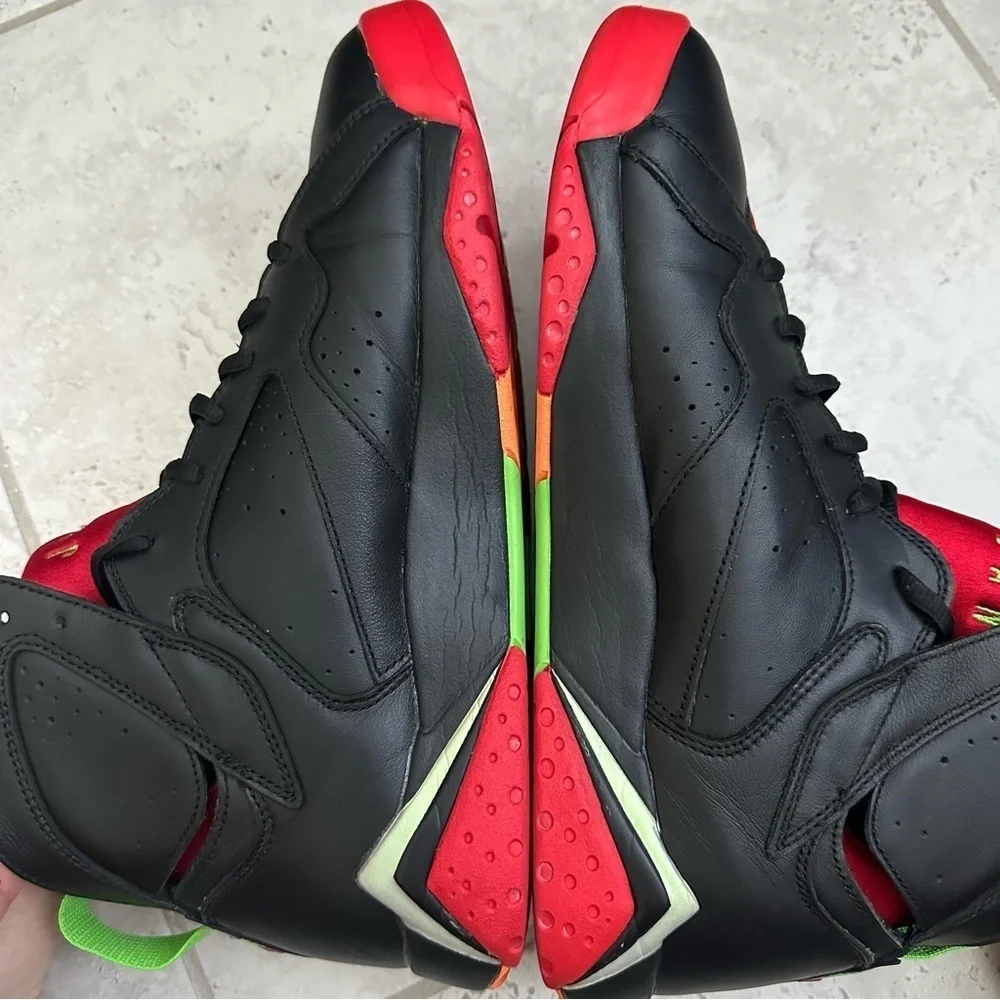 Jordan 7 Retro Marvin the Martian Sneaker Size 11 Men
